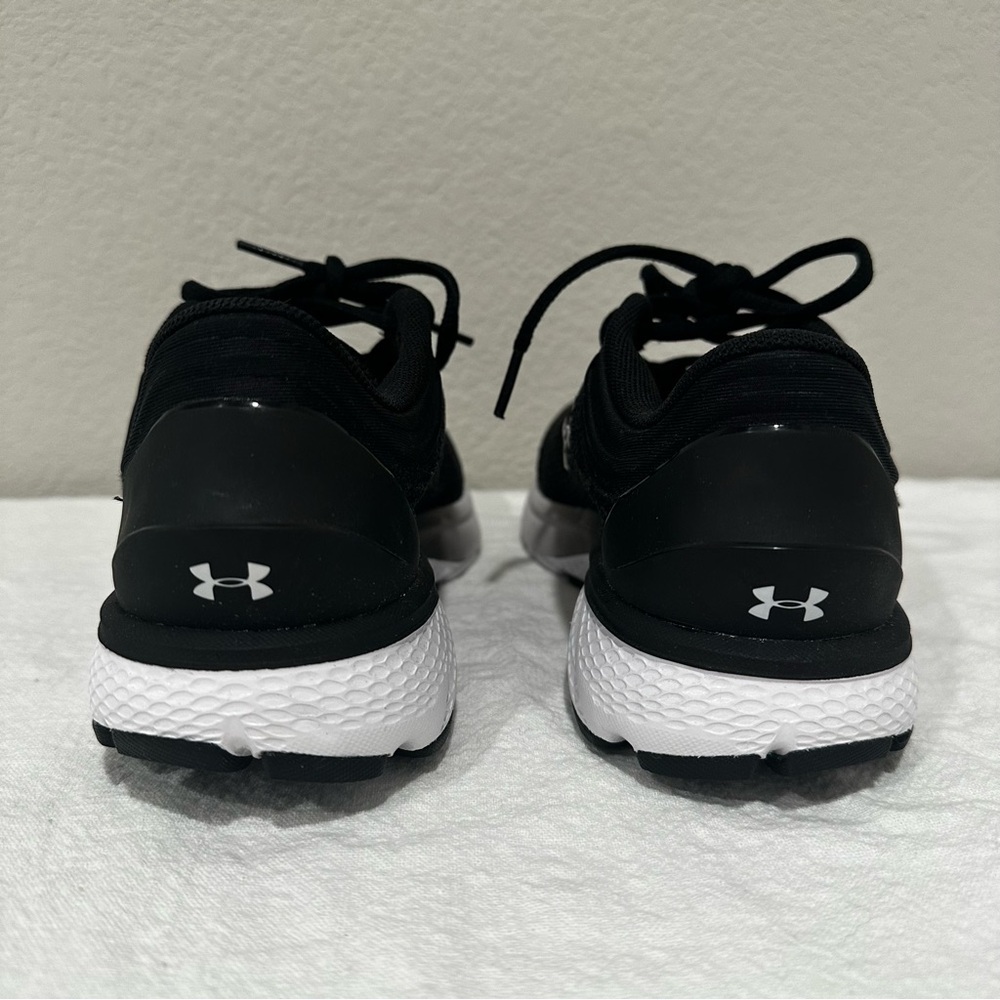 Under Armour Charged Escape 3 Black & White Women’s Size 6 SKU3024913. Preloved - Picture 6 of 12